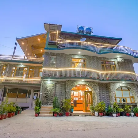 Wow Homestay I Kasauli Exterior photo